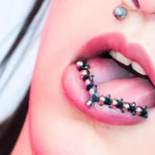 Piercing lèvres