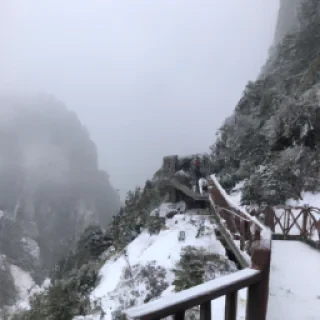 Uhgevvvehh3vnv9vvvcn68uhhjjjjnhxbxbx’djfbfkfnfndjzn