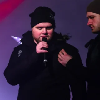 Käsiohjelma joulushow